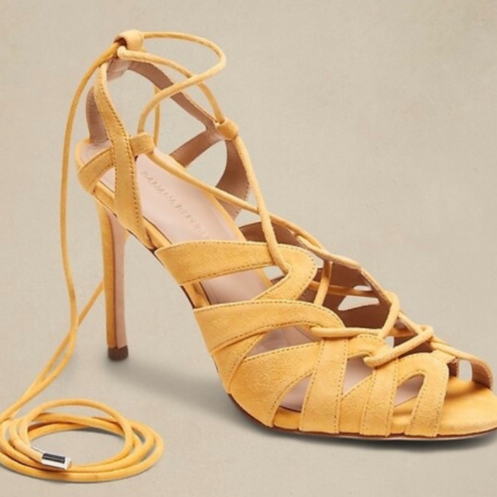 Banana Republic Jenne Suede Leather High Heels, Size 8.